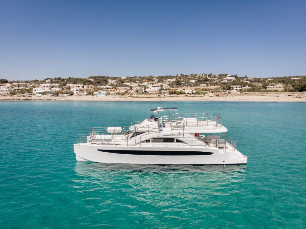 Catamaran 120 Seats - Italy (4)